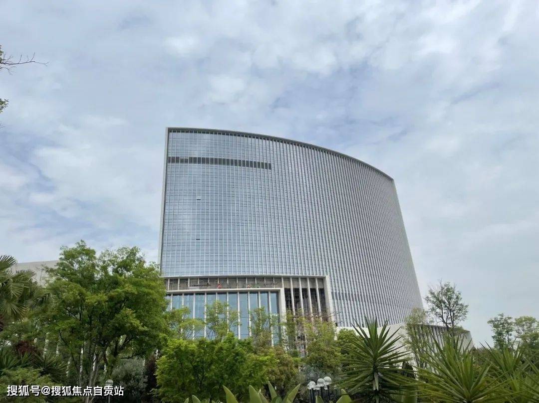 �ɶ��·���ε�������ǻ�԰����Ŀ����