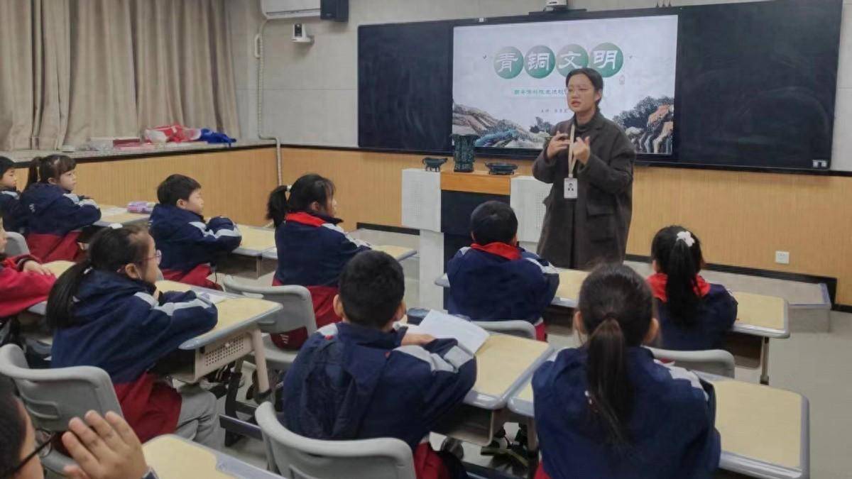 西安市碑林区仁厚庄小学开展博物馆进校园活动