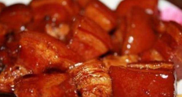 肥甘肥腻（油多的食物）脂肪类食物主要是过甜、过油腻，即黄油、油炸食