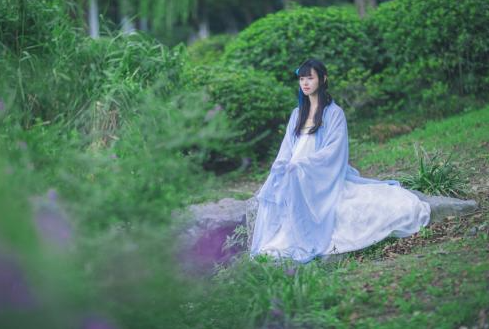 拂袖而去的气势，常常出乎意料。可能只是一场无心之言，令君子产生微词