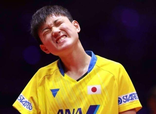 原创             3-1，王楚钦打哭日本张本智和，中国队3-0剑指釜山世乒赛冠军