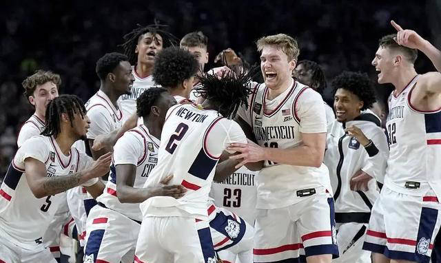 NCAA决赛精彩绝伦周志豪狂砍37分领普渡大学尽显实力NBA职业联赛中文官网__实时赛程比分+球队资讯