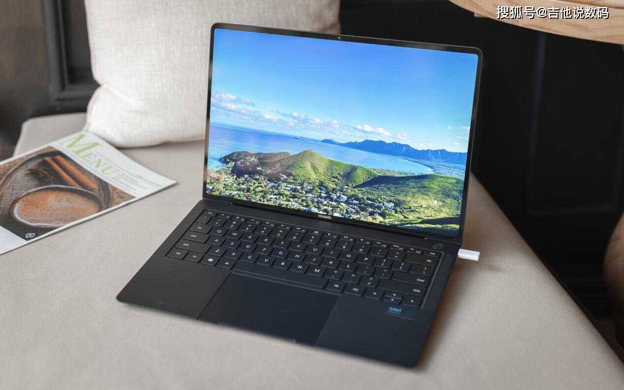 新款华为MateBook X Pro体验测评：上班族的智慧办公神器