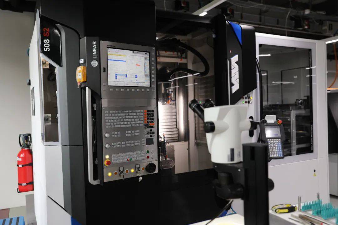 ����������ɵ���,Ϊʲô�����޽ܶű�?���������߱�����Ƚ���