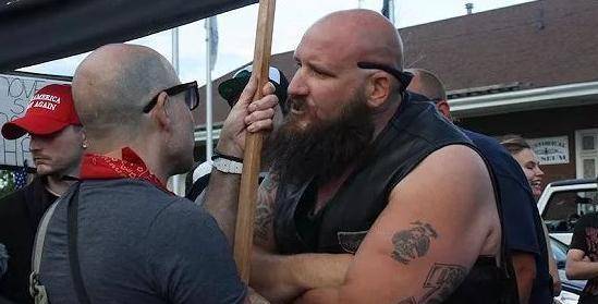 美国红脖子白人居然被称为是“劣种白人”?甚至被强制绝育?