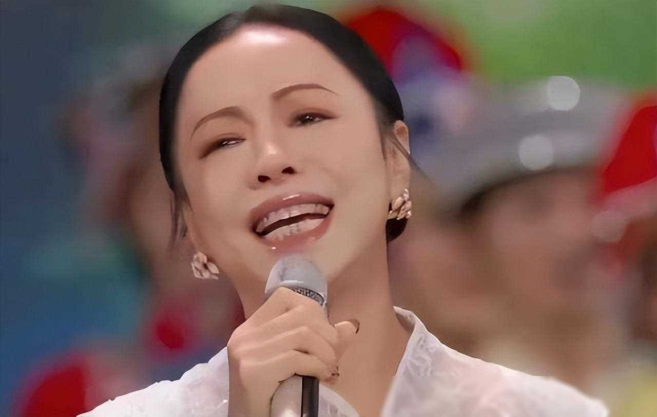 黄绮珊春晚演唱难忘今宵，意外走红，让她惊喜不已