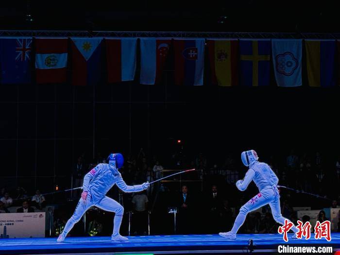 中国香港男子队主场夺花剑世界杯首面团体赛金牌 第2张