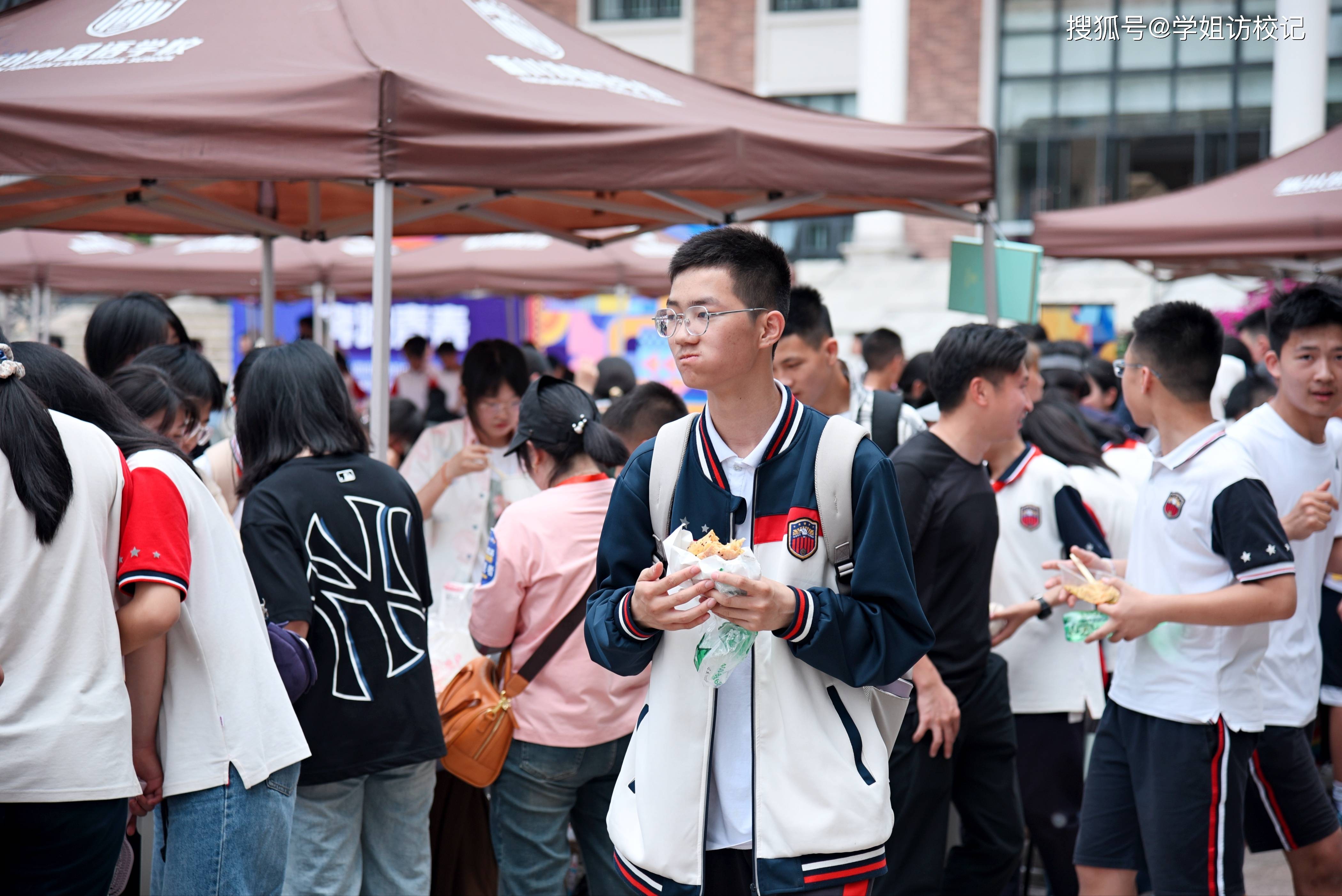 2小时爆赚19000+！初中生的副业有多牛？