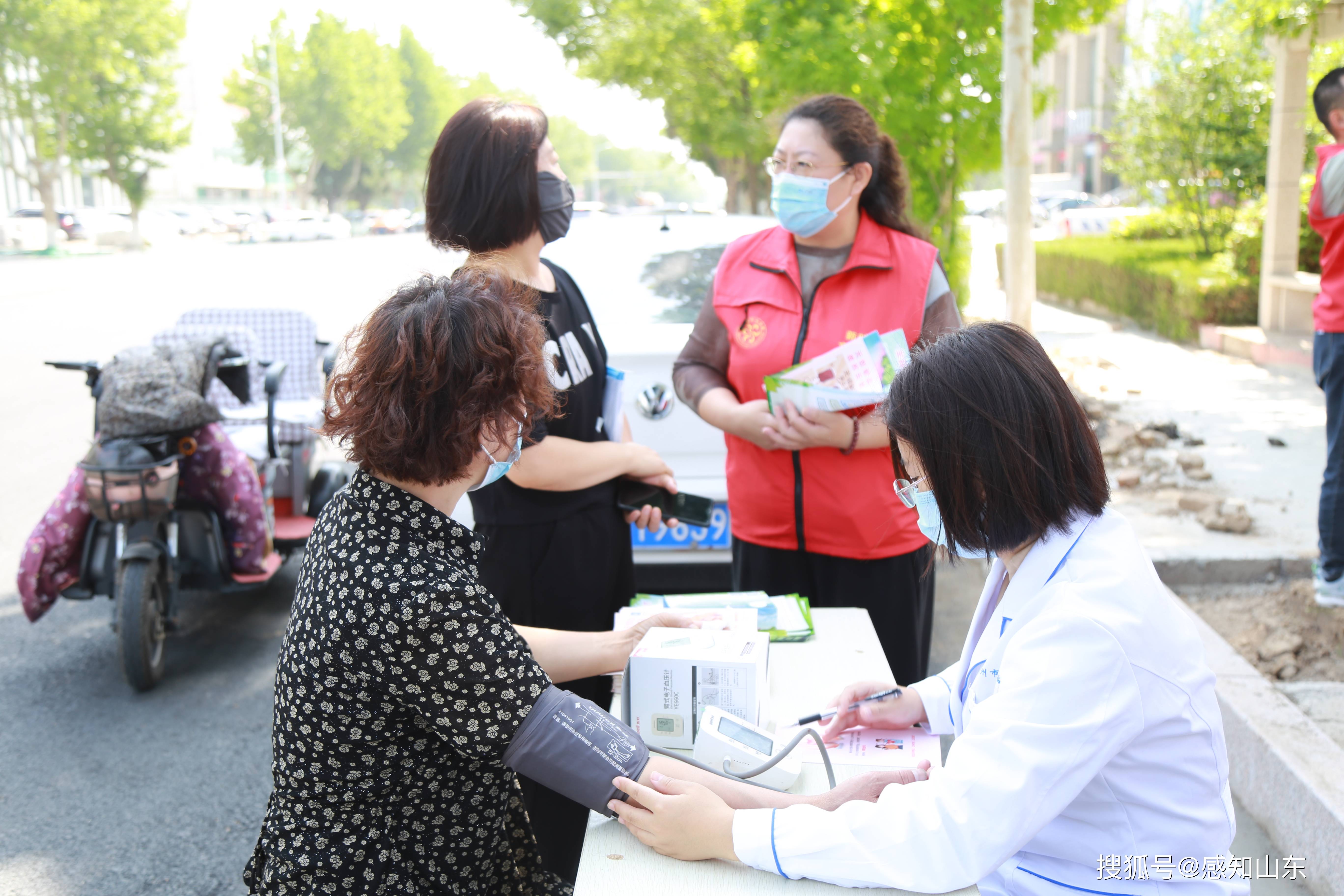 🌸中国发展网 【白小姐四肖必中一肖中特】|浙江省慈溪市第三人民医院：以骨伤科为特色 打造县级强院 | 健康中国行  第3张