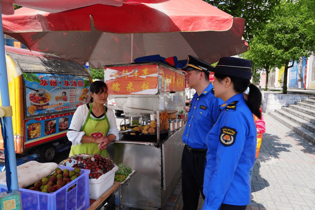 锦观新闻:澳门一肖一码100准免费资料-城市：四川广元：专项整治市容顽疾 让城市“换颜提气”  第4张