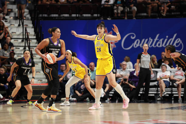 WNBA-李月汝拿到生涯第二高11分 包括远投+三分
