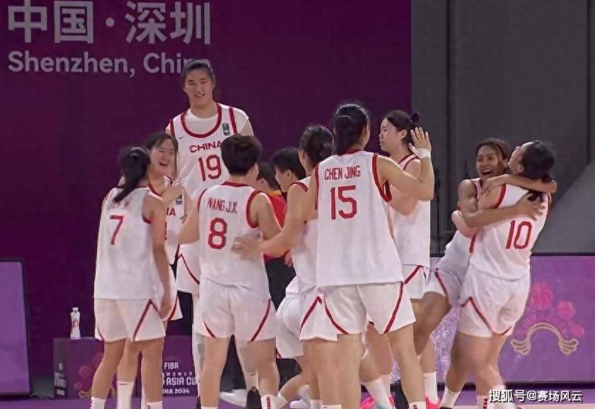 16分大胜！中国女篮3连胜出线，张子宇44+14大爆发，打崩日本内线