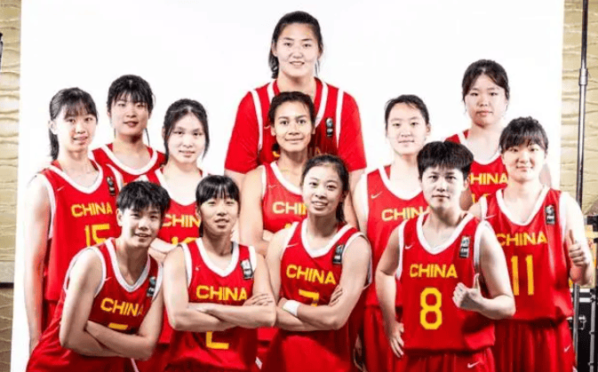 中国女篮大爆冷！2米26张子宇无缘国家队，或流浪海外