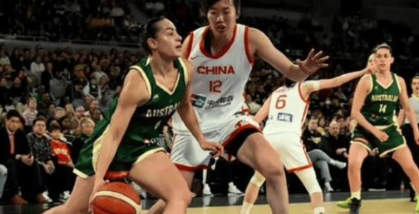 中国女篮阵容选择上陷入“保守主义”怪圈，必须着手这破局之法