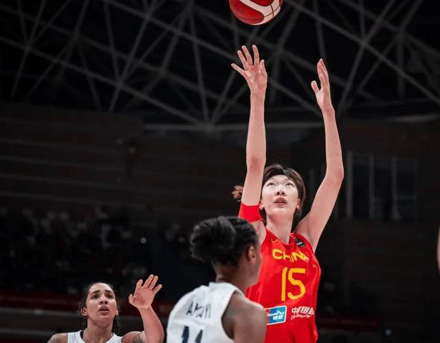 原创 韩旭乐意与张子宇三番两次,助力中国女篮征战奥运会-女篮韩旭简介身高多少米