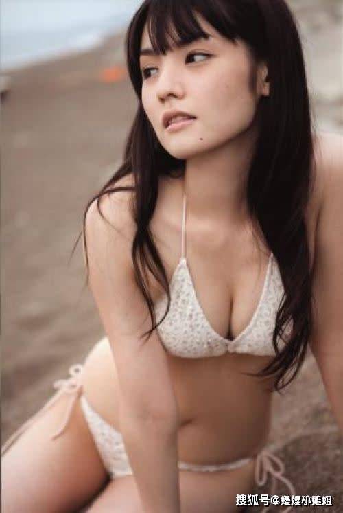 原创这身材看多少遍才能够！道重沙由美，完美曲线真是绝了！