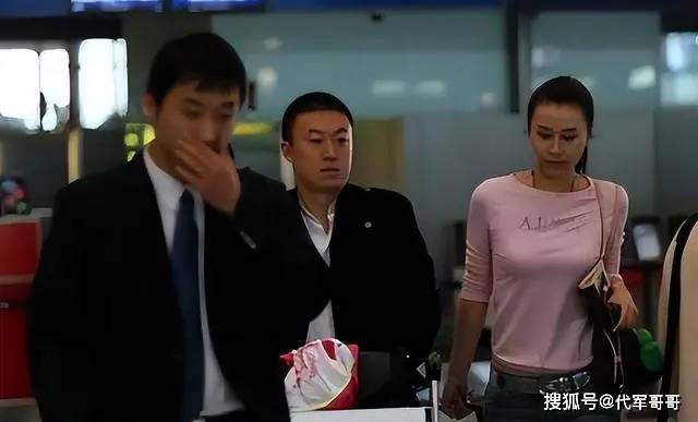原创张宁益：与国乒马琳离婚，再嫁金融学霸移居海外，如今成人生赢家