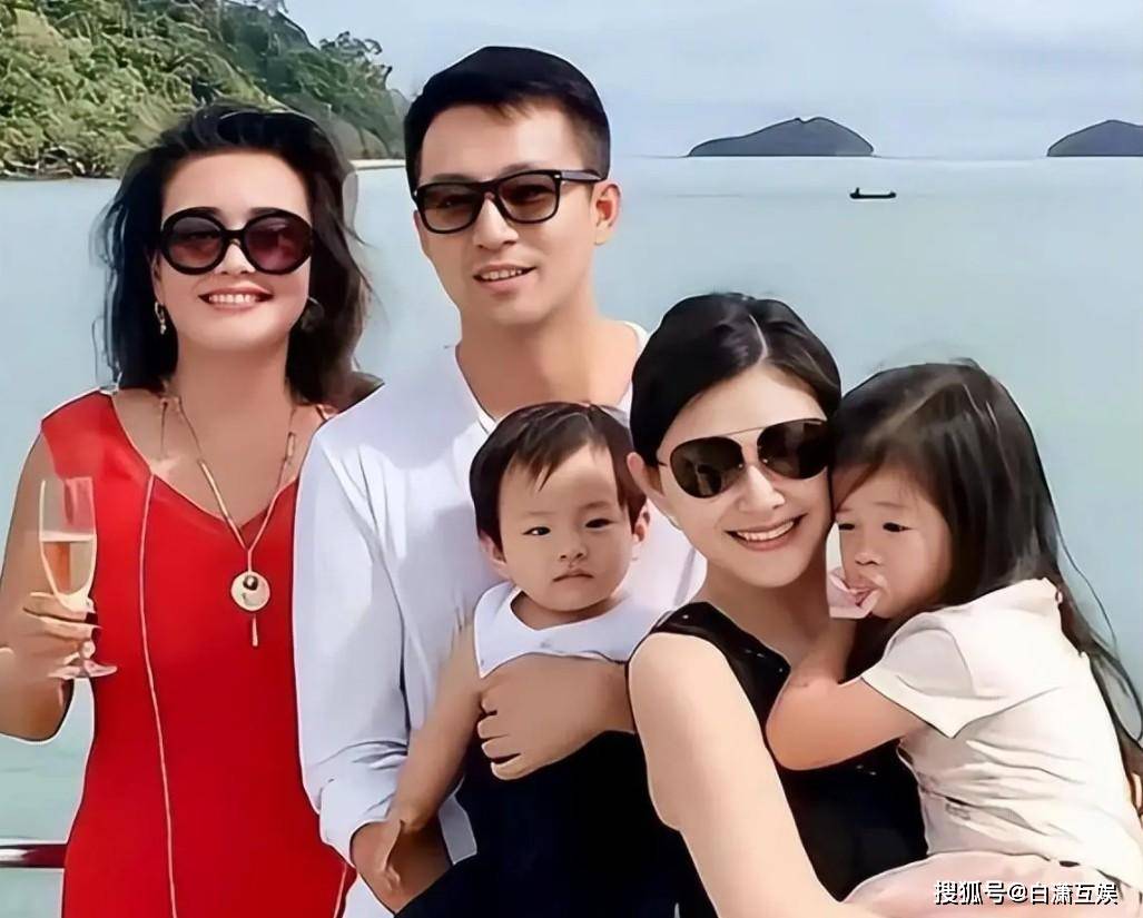 大S人财两空!张兰透露正在给孙子取名,小梅怀孕成“汪家功臣”-大s婆婆张兰回应被判入狱8