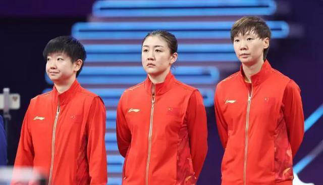 原创横扫日本队，中国乒乓球女团3-0夺冠，孙颖莎击败平野美宇，对手承诺复仇