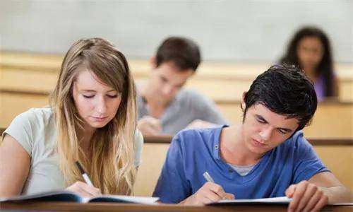 【留学必读】乐鱼体育- 乐鱼体育官网- APP世界杯指定平台出国留学学历要求如何？