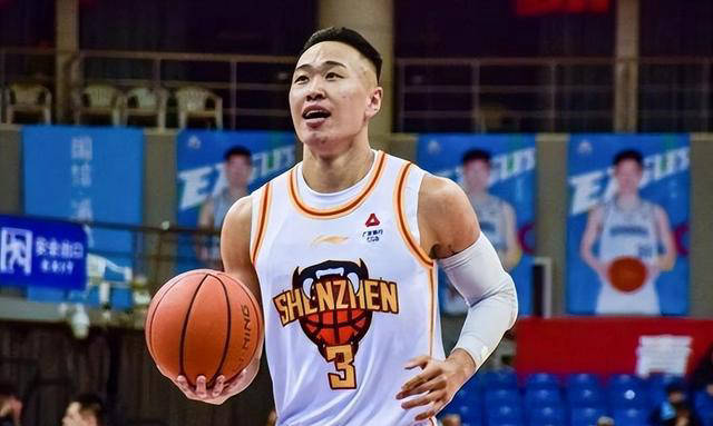 原创深圳男篮轰动胜利！周鹏坦言直率