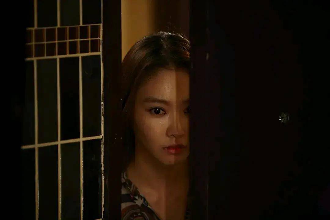 韩国大尺度三级片《玩物》为什么说不建议女生进入娱乐圈呢？