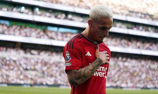 曼联第5签：乌加特加盟滕哈赫三年豪掷66亿重建计划全面推进华体会- 华体会体育官网- 体育APP下载