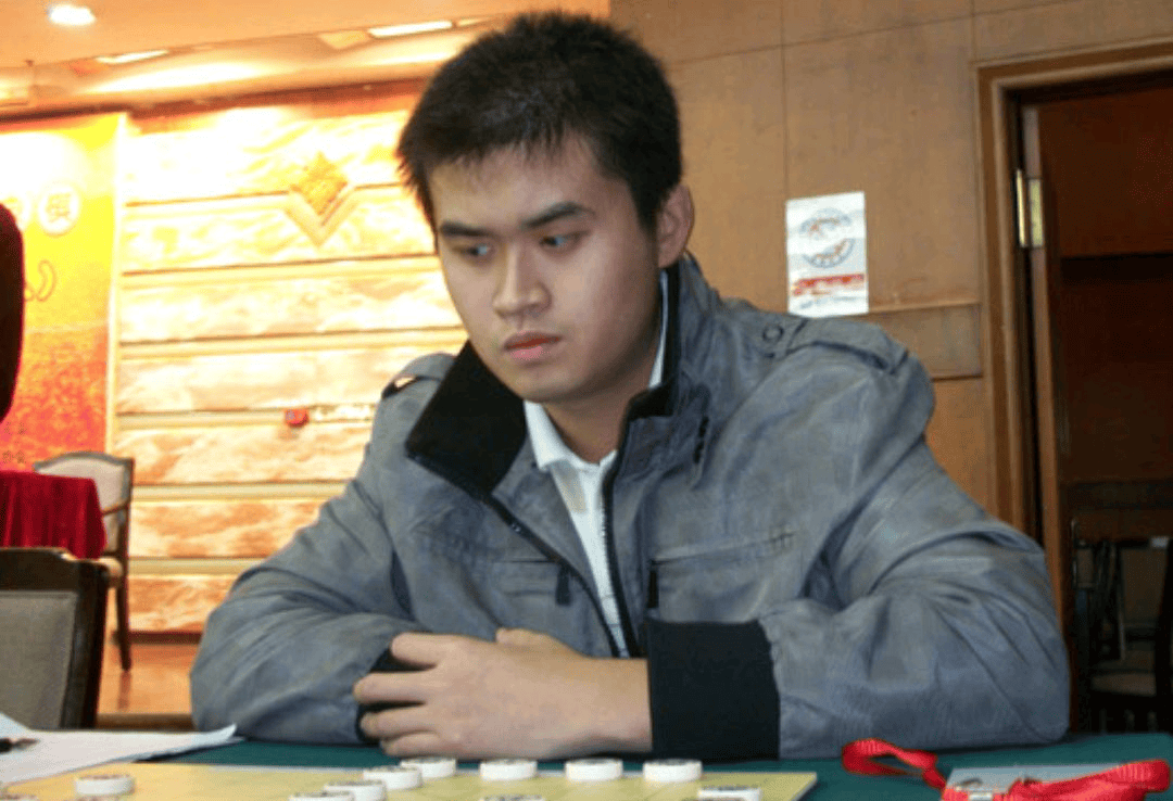 丑闻！“中国象棋第一人”王天一被批准逮捕，一场比赛赚20万