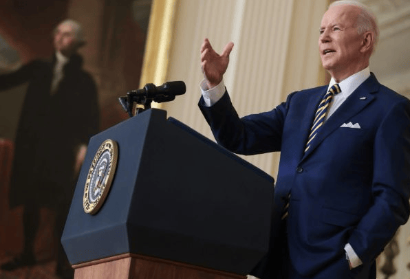 “第2个乌克兰”突然冒头？解放军行动不一般，主攻方向大变！