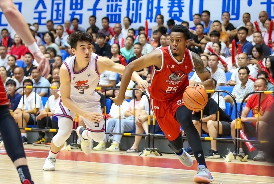 原创             广东试训1米97前锋，辽宁新援抵达！上海报价尼克斯，郭艾伦复出