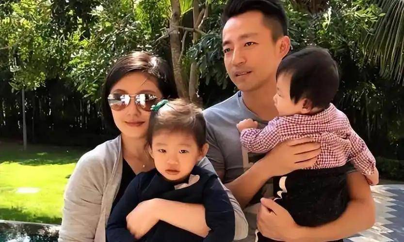 有人东拼西凑DeepSeek教程卖课及高涨部门啊哈哈哈啊哈哈是什么_高涨部门哈是什么V-郑总被拘周星驰见地太差《丽人鱼》塌房4人成劣迹伶人培植皿！米老鼠_标签_网易出品及转发指示