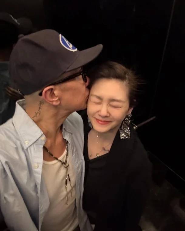 手臂有针孔穿白色婚纱下葬？大S去世后“3大传言”发生反转(图5)