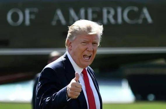 全球经济大崩溃就在眼前？美国传出爆炸性消息，特朗普遭当头一棒