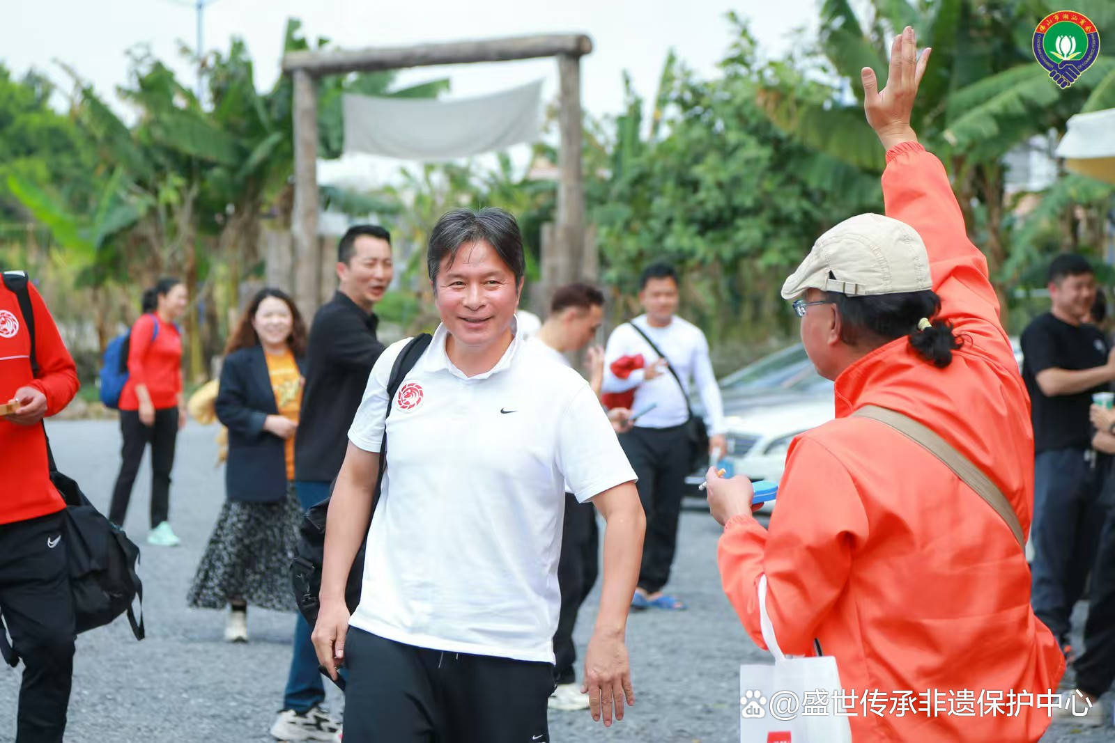 中数遗体育文化传播大使丁金兴出席佛山市潮汕商会主办足球友谊赛GA黄金甲下载(图2)