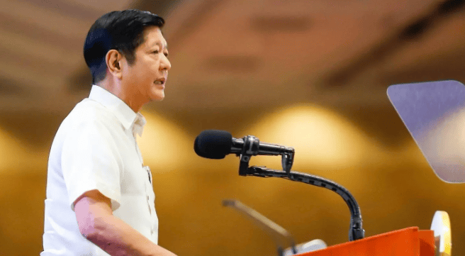 解放军突然行动，马科斯意识不妙！菲方为撤出中导提条件，认怂了
