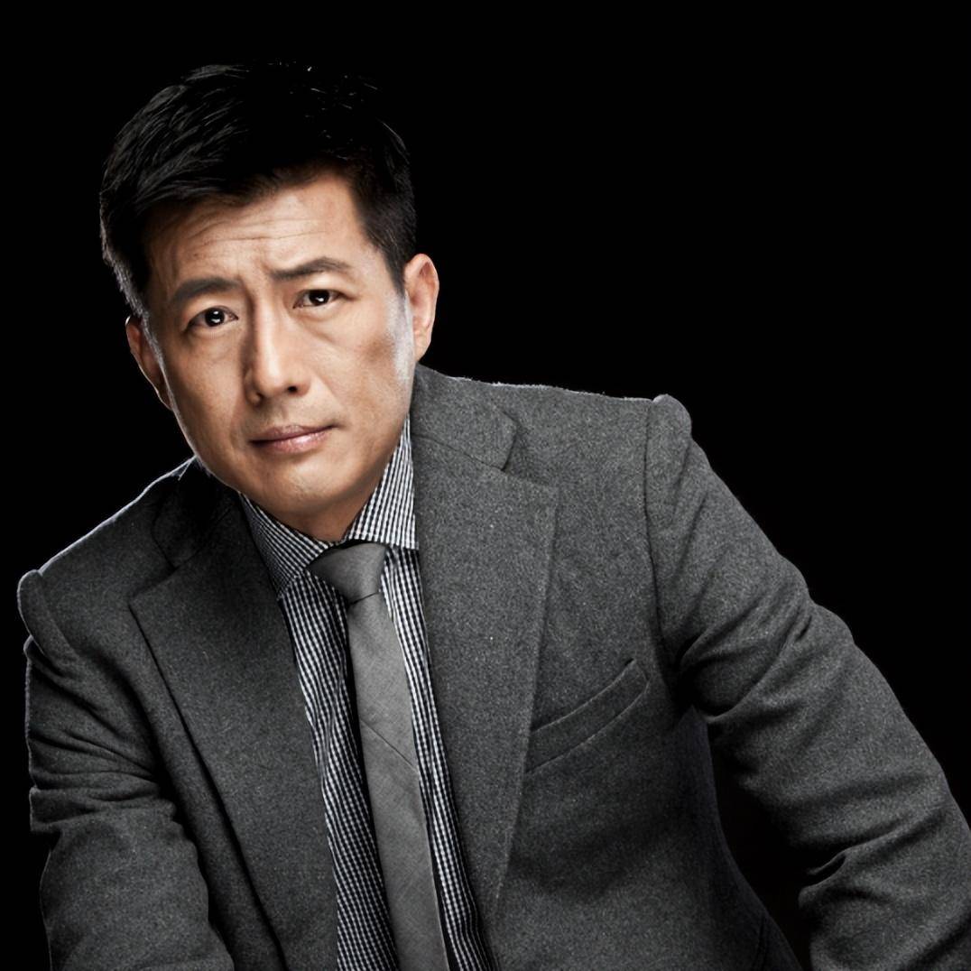 然而，高曙光一旦有了目标，就不会轻易放弃。他通过各种途径，最终从职
