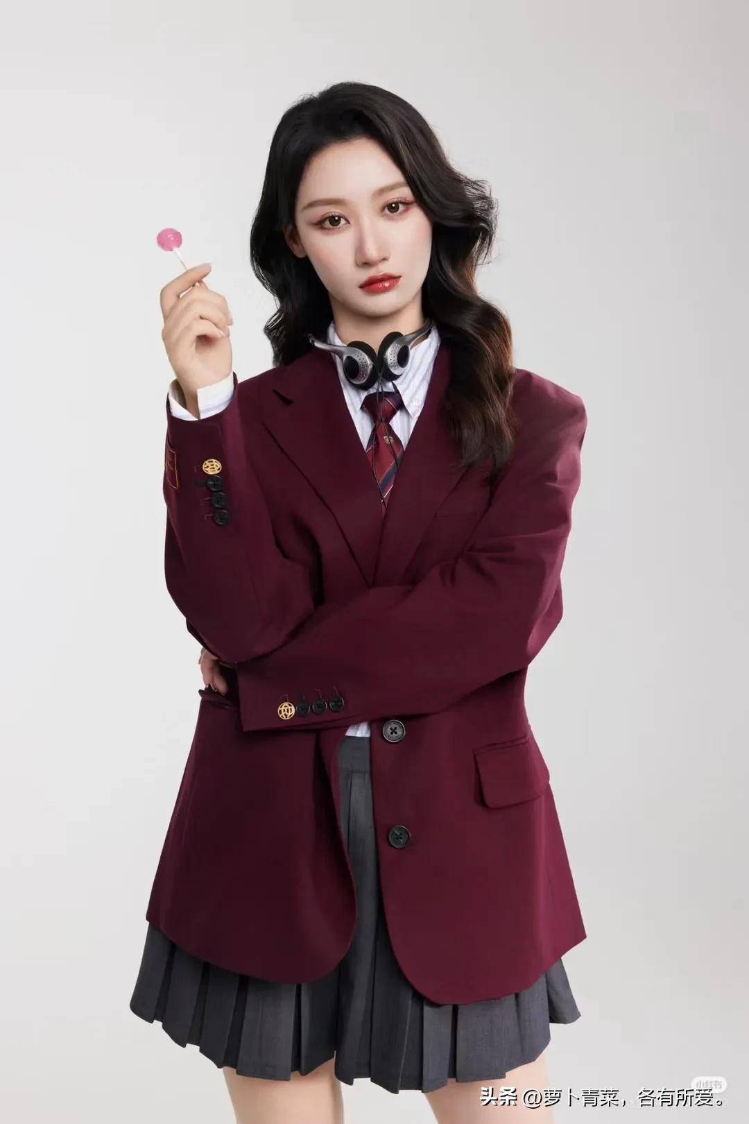 正剧演员转战短剧：7位超一流女主气质佳演技精你被谁俘获了我在娱乐圈炸鱼叶知秋虞采薇  第3张