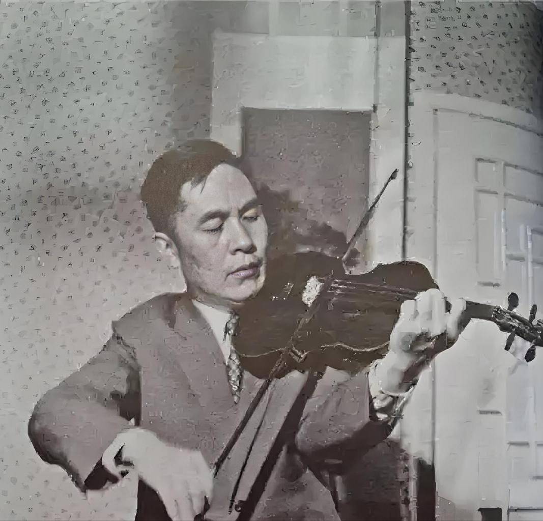 他是作曲家、首任中央音乐学院院长，为何逃往美国？儿子终生未婚