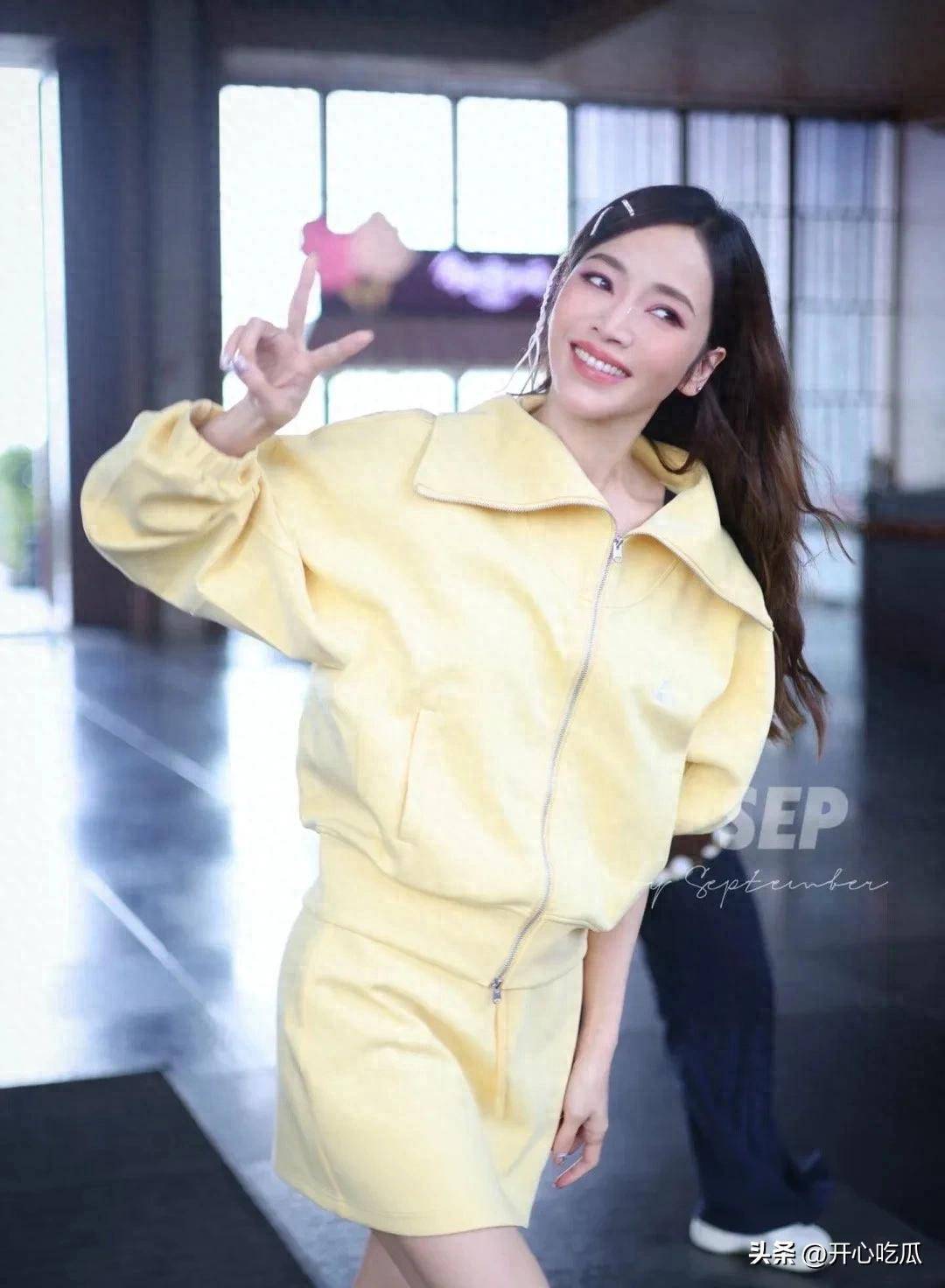 用“呵呵”怼爆私生子风闻：吃瓜前先问三个为什么？，陈晓陈妍希：婚戒疑云背后的婚姻原形甘美不再仍是理性吃瓜？-2024年12月份住民消耗价值同比飞腾01%，檀健次吃到本人身上这波操作绝了！  第1张