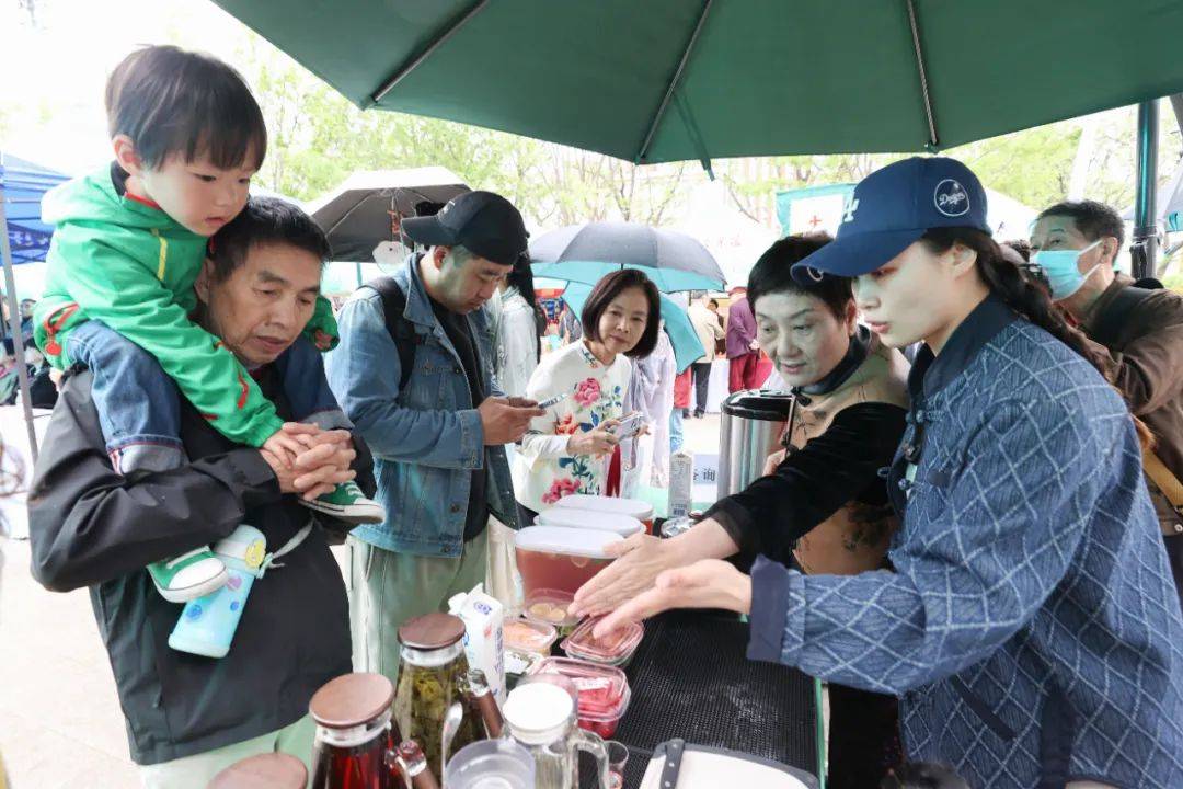 雷火竞技app2025北京春茶节在马连道火热启幕(图8)