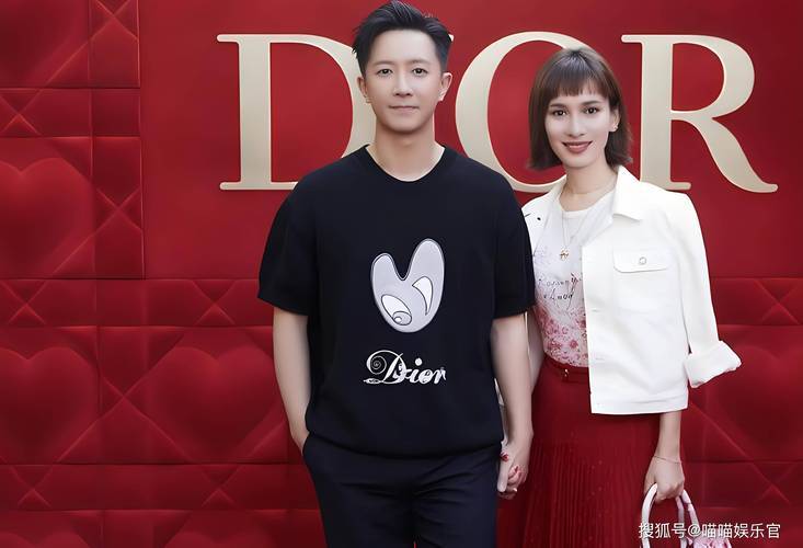 韩庚卢靖姗分房睡引热议：夫妻作息不同该如何应对？