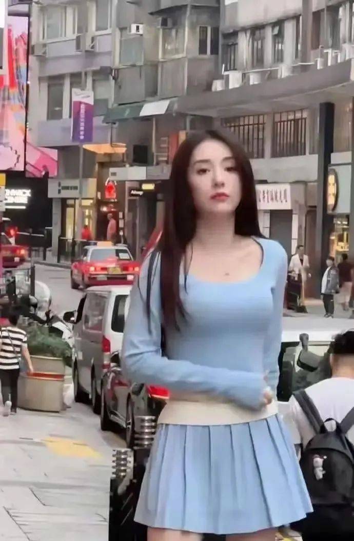 方媛睡衣照嫩如18岁 烧烤手艺惊呆网友：郭富城娶到宝了