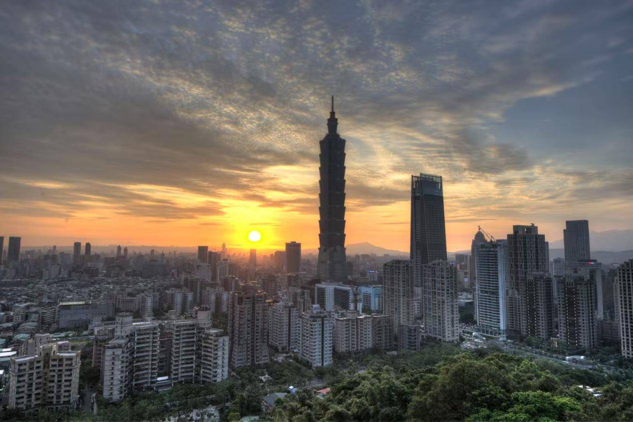 事关两岸统一，美军司令最新采访说出实话，国防部火速质问美国
