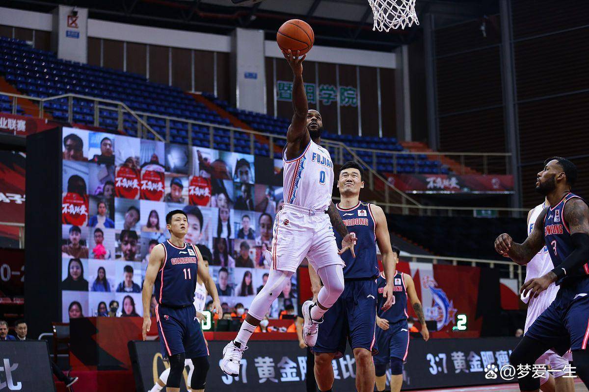NBA职业联赛中文官网__实时赛程比分+球队资讯央视直播NBA西部半决赛森林狼挑战勇士第四场