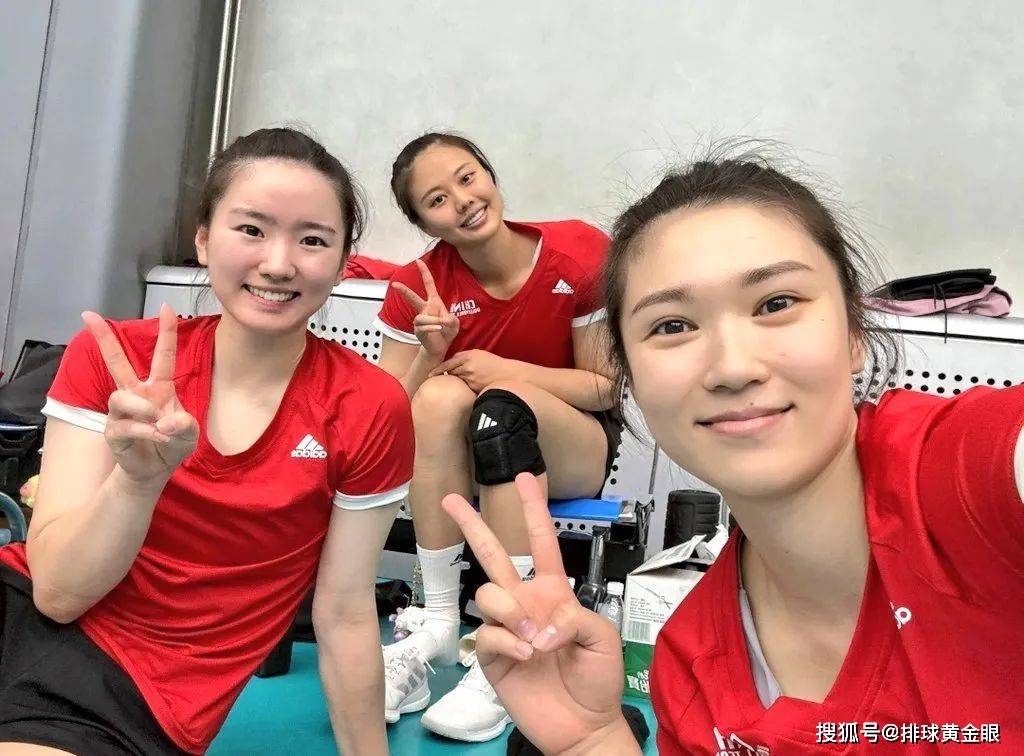 原创             女排首发呼之欲出！4名老将是球队主体框架，众新星需要锦上添花