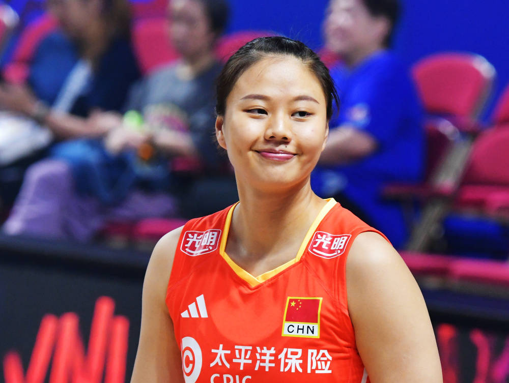 原创             女排将减1人迎接首秀！李盈莹或无缘北京站，赵勇已揭开2大悬念