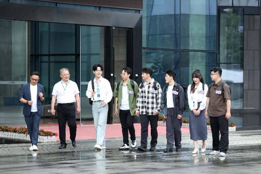 PG电子游戏 PG电子官方网站 2025最新《创业有得聊》今晚7：30播出揭秘硬核科技与创业团队的成长密码