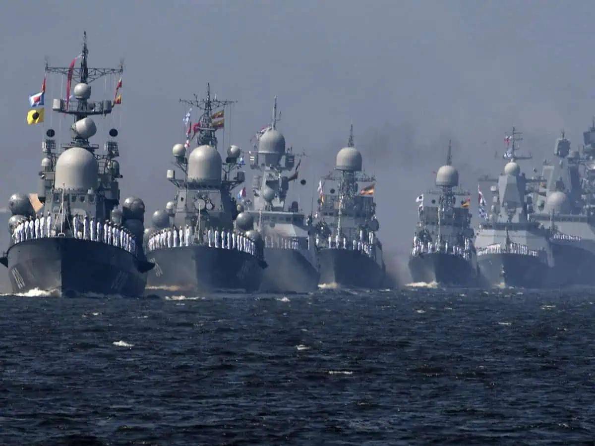北约说出心里的担忧，解放军出兵台湾之日，普京会让俄军打配合