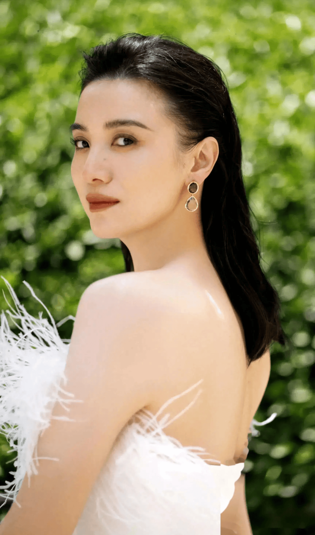 宋佳恭喜1米73大美女！白玉兰再夺视后尽情幽默自嘲