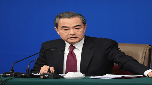 伊朗要行动了？美军集结大批军舰，中方一通电话打到伊朗外长那里